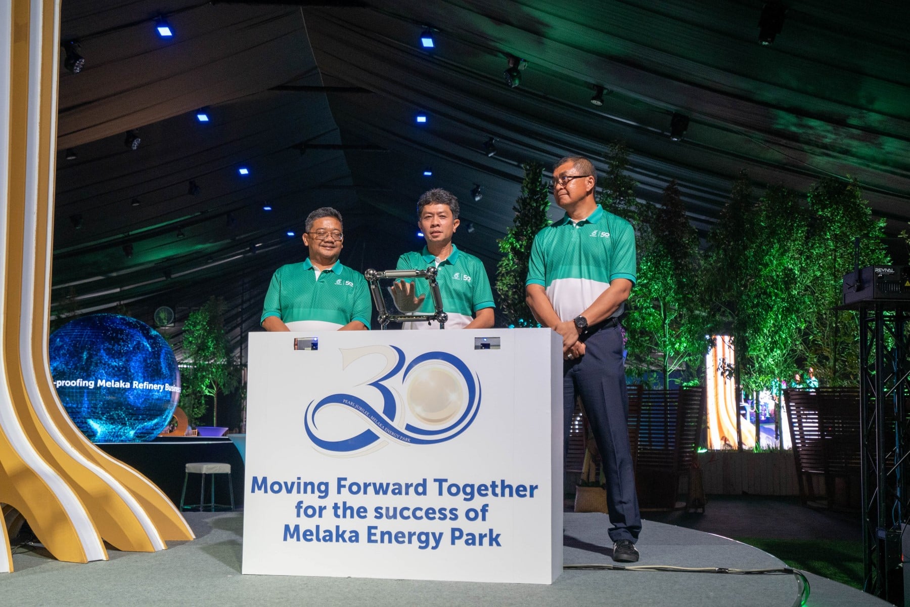 One of Malaysia’s Largest Refineries Renamed to Melaka Energy Park ...